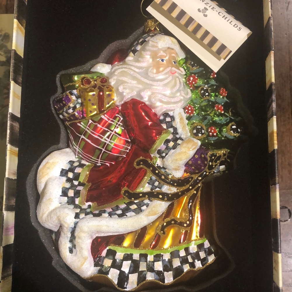 Brand new Mackenzie child’s ornament